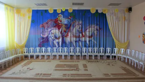 Новогодний занавес